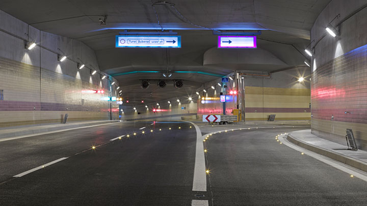Die Tunnelbeleuchtung von Philips sorgt für Sicherheit im Saltash-Tunnel 