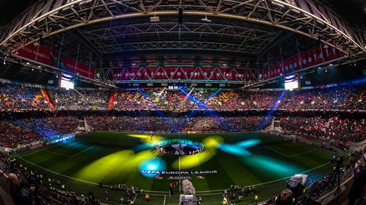 Dynamische Beleuchtungseffekte - Philips Arena-Leuchten